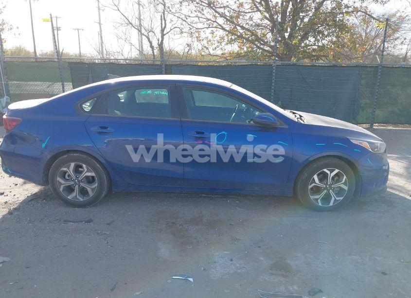 Photo 14 of 2019 Kia Forte LXS (VIN 3KPF24AD1KE110742)