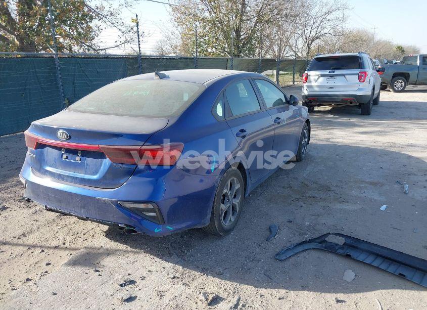Photo 4 of 2019 Kia Forte LXS (VIN 3KPF24AD1KE110742)