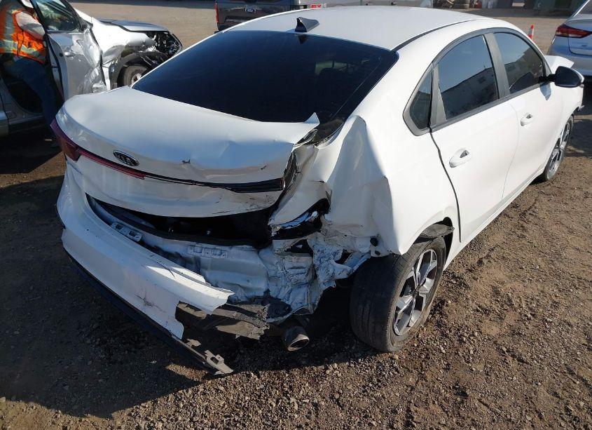 Photo 6 of 2019 Kia Forte LXS (VIN 3KPF24AD1KE111115)