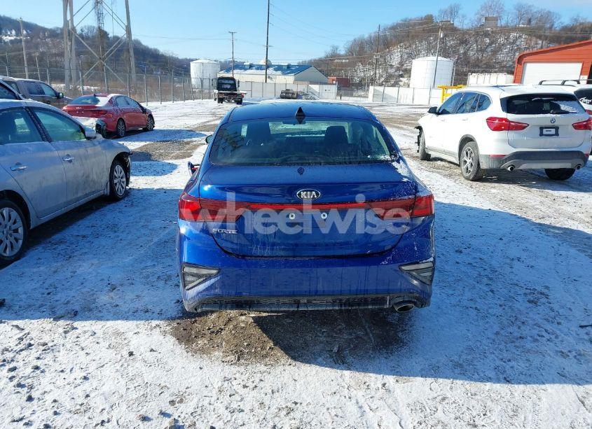 Photo 16 of 2019 Kia Forte LXS (VIN 3KPF24AD1KE115097)