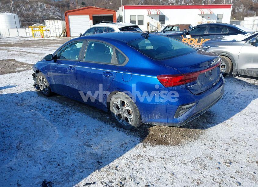 Photo 3 of 2019 Kia Forte LXS (VIN 3KPF24AD1KE115097)