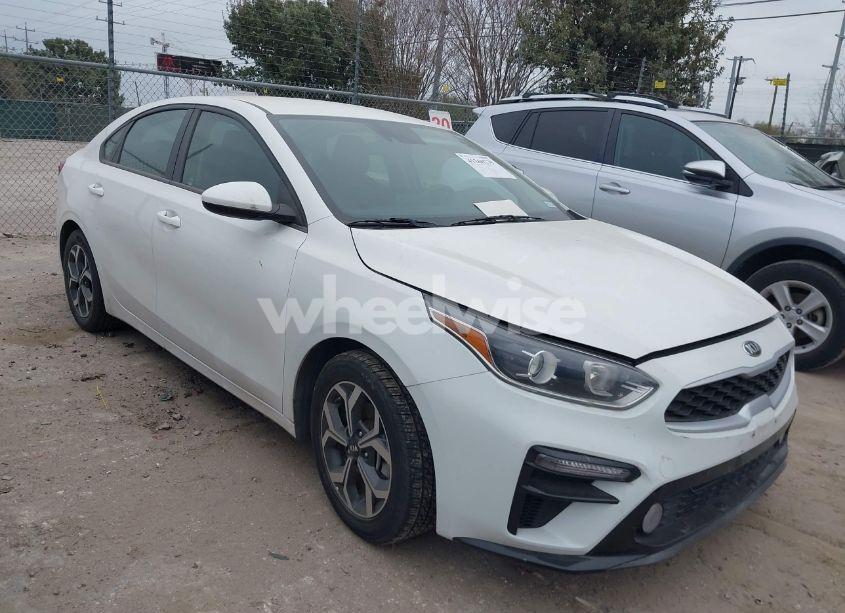 2019 Kia Forte LXS (VIN 3KPF24AD1KE115410) main photo