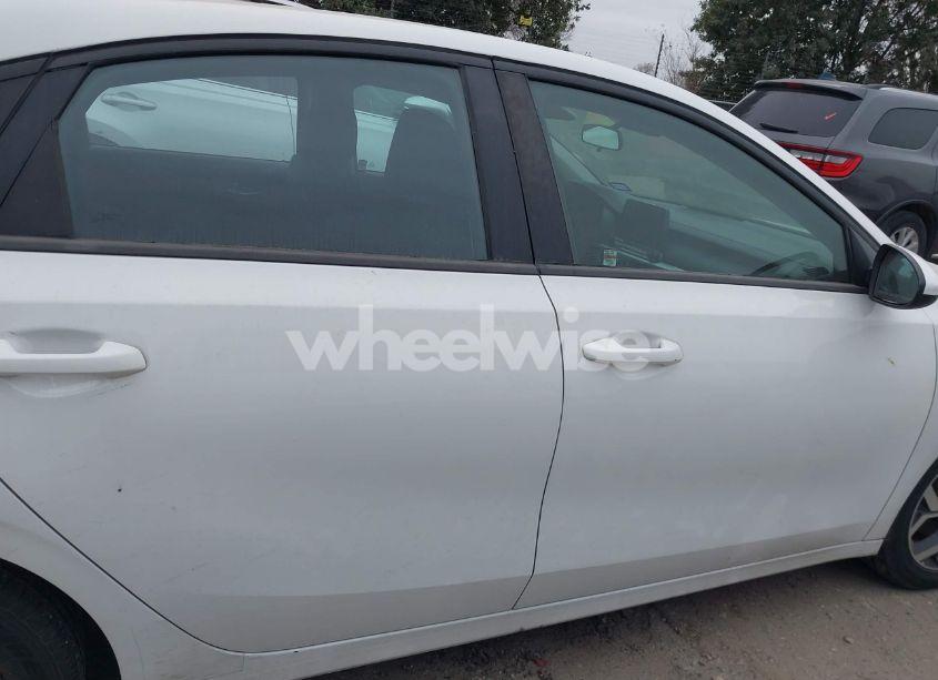 Photo 13 of 2019 Kia Forte LXS (VIN 3KPF24AD1KE115410)