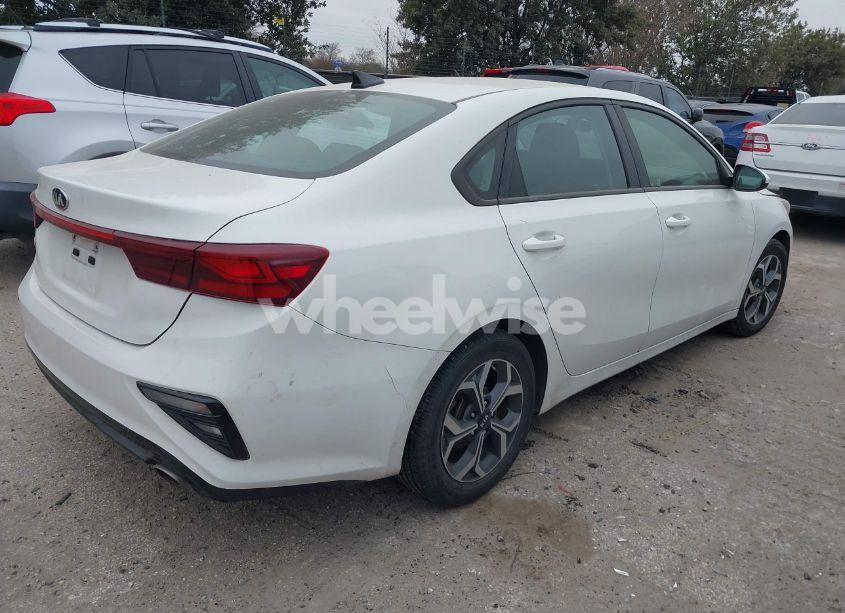 Photo 4 of 2019 Kia Forte LXS (VIN 3KPF24AD1KE115410)