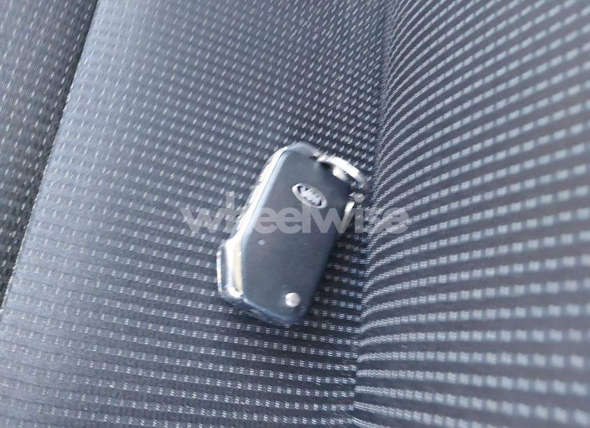 Photo 11 of 2019 Kia Forte LXS (VIN 3KPF24AD1KE117349)