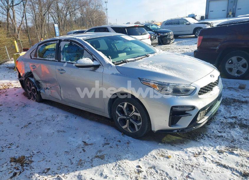 2019 Kia Forte LXS (VIN 3KPF24AD1KE132885) main photo