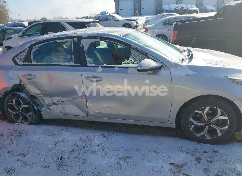 Photo 13 of 2019 Kia Forte LXS (VIN 3KPF24AD1KE132885)