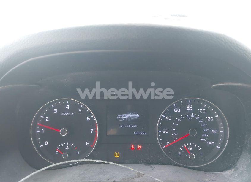 Photo 7 of 2019 Kia Forte LXS (VIN 3KPF24AD1KE132885)