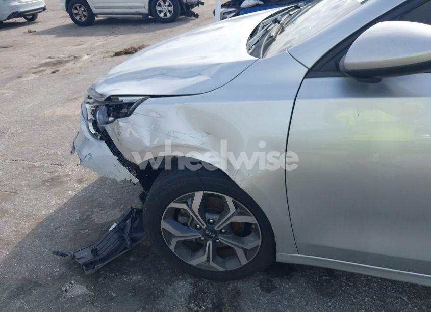 Photo 22 of 2020 Kia Forte LXS (VIN 3KPF24AD1LE143290)