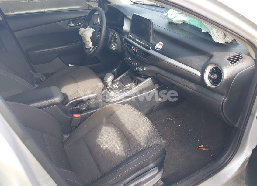 Photo 5 of 2020 Kia Forte LXS (VIN 3KPF24AD1LE143290)