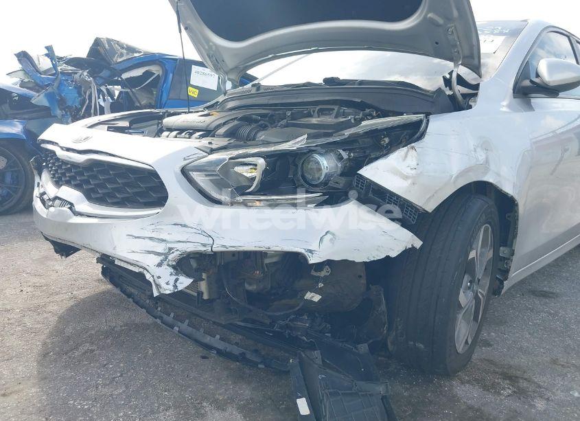 Photo 6 of 2020 Kia Forte LXS (VIN 3KPF24AD1LE143290)