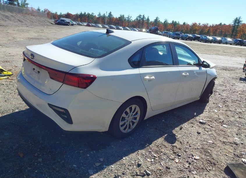 Photo 4 of 2020 Kia Forte FE (VIN 3KPF24AD1LE153124)