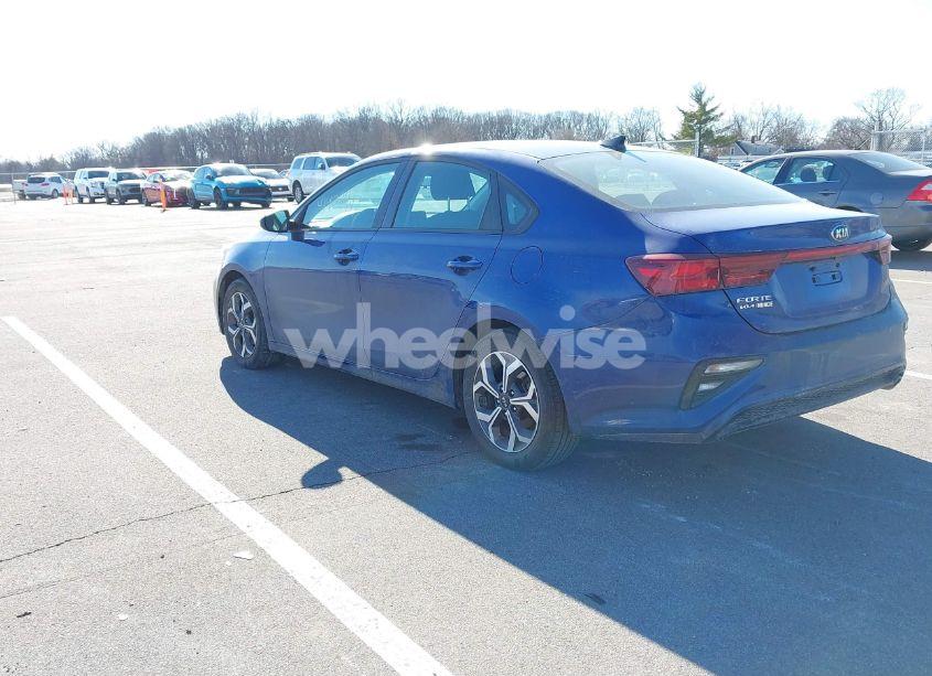 Photo 3 of 2020 Kia Forte LXS (VIN 3KPF24AD1LE157531)