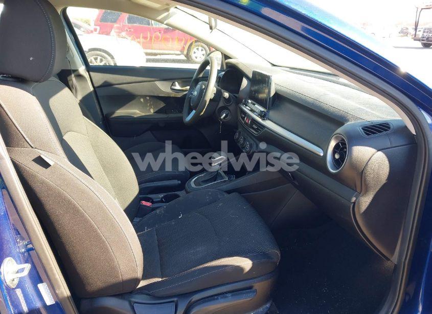 Photo 5 of 2020 Kia Forte LXS (VIN 3KPF24AD1LE157531)