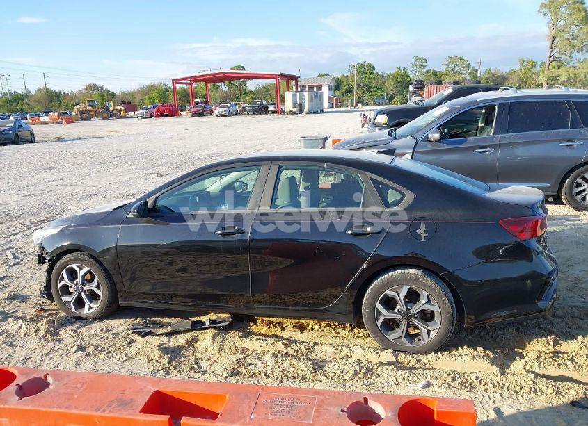 Photo 15 of 2020 Kia Forte LXS (VIN 3KPF24AD1LE166357)