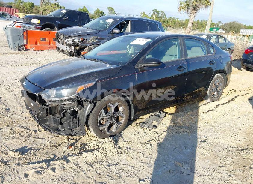 Photo 2 of 2020 Kia Forte LXS (VIN 3KPF24AD1LE166357)