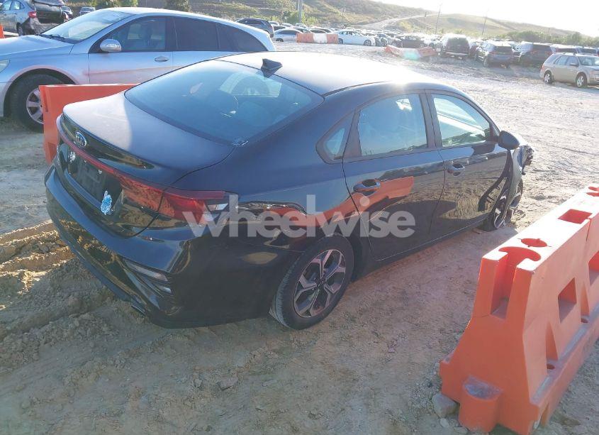 Photo 4 of 2020 Kia Forte LXS (VIN 3KPF24AD1LE166357)