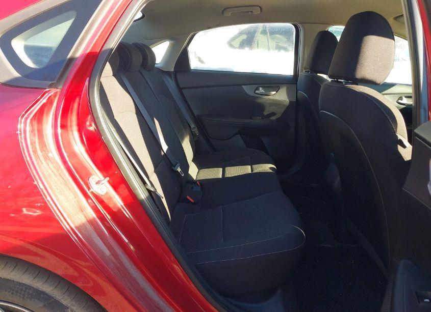 Photo 8 of 2020 Kia Forte LXS (VIN 3KPF24AD1LE169968)