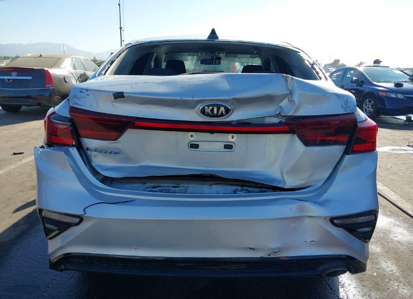 Photo 6 of 2020 Kia Forte LXS (VIN 3KPF24AD1LE175687)