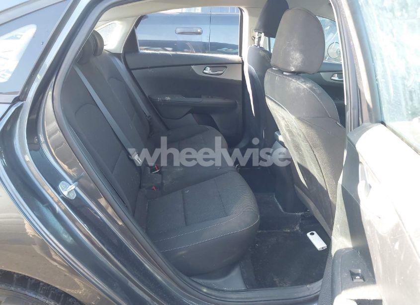 Photo 8 of 2020 Kia Forte FE (VIN 3KPF24AD1LE182784)