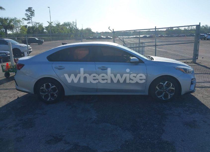 Photo 13 of 2020 Kia Forte LXS (VIN 3KPF24AD1LE185748)