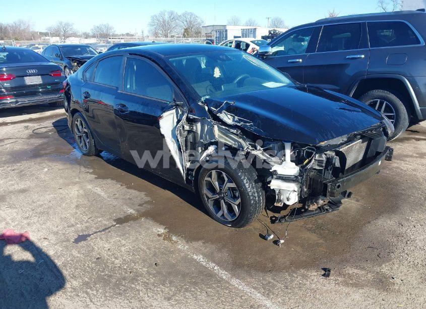 2020 Kia Forte LXS (VIN 3KPF24AD1LE185832) main photo