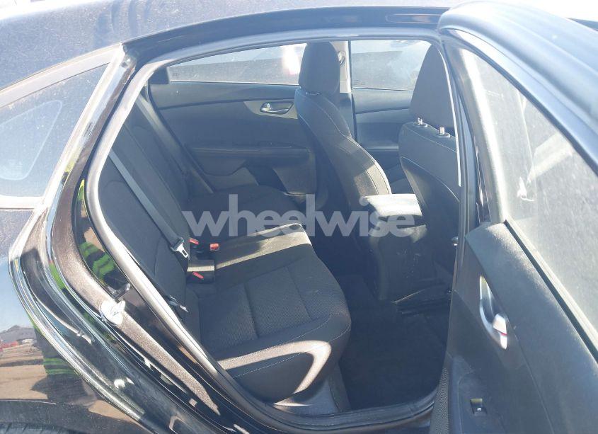 Photo 8 of 2020 Kia Forte LXS (VIN 3KPF24AD1LE185832)