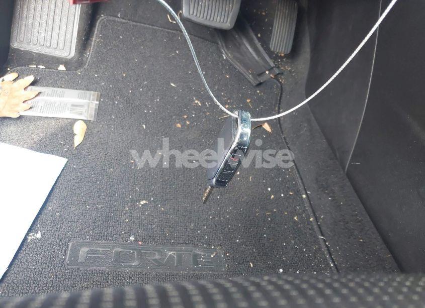 Photo 11 of 2020 Kia Forte LXS (VIN 3KPF24AD1LE210602)