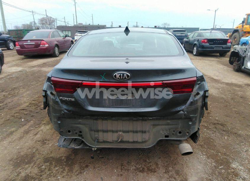 Photo 16 of 2020 Kia Forte LXS (VIN 3KPF24AD1LE241574)