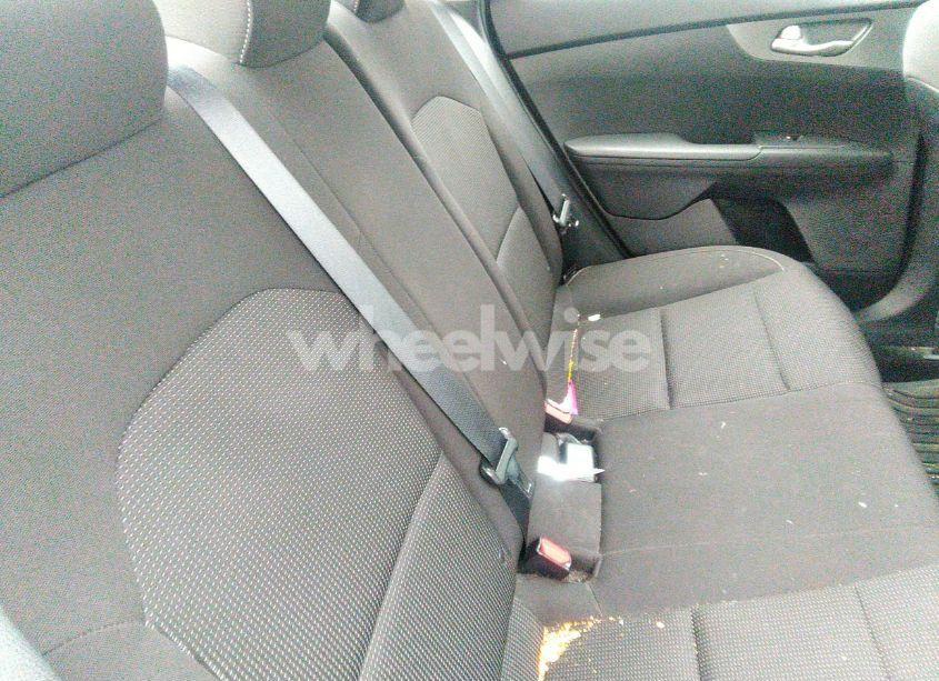 Photo 8 of 2020 Kia Forte LXS (VIN 3KPF24AD1LE241574)