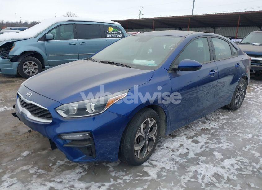 Photo 2 of 2020 Kia Forte LXS (VIN 3KPF24AD1LE242112)
