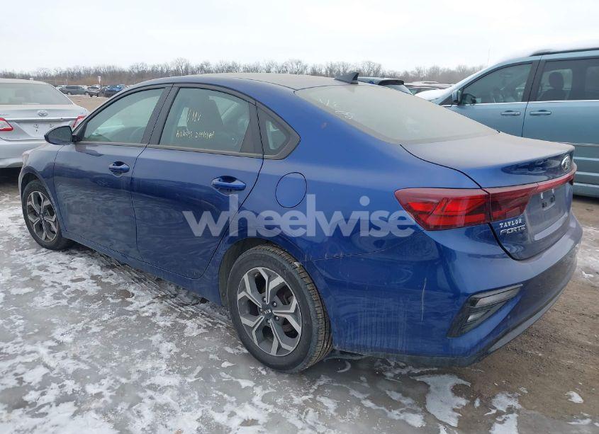 Photo 3 of 2020 Kia Forte LXS (VIN 3KPF24AD1LE242112)