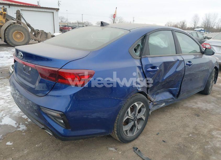 Photo 4 of 2020 Kia Forte LXS (VIN 3KPF24AD1LE242112)