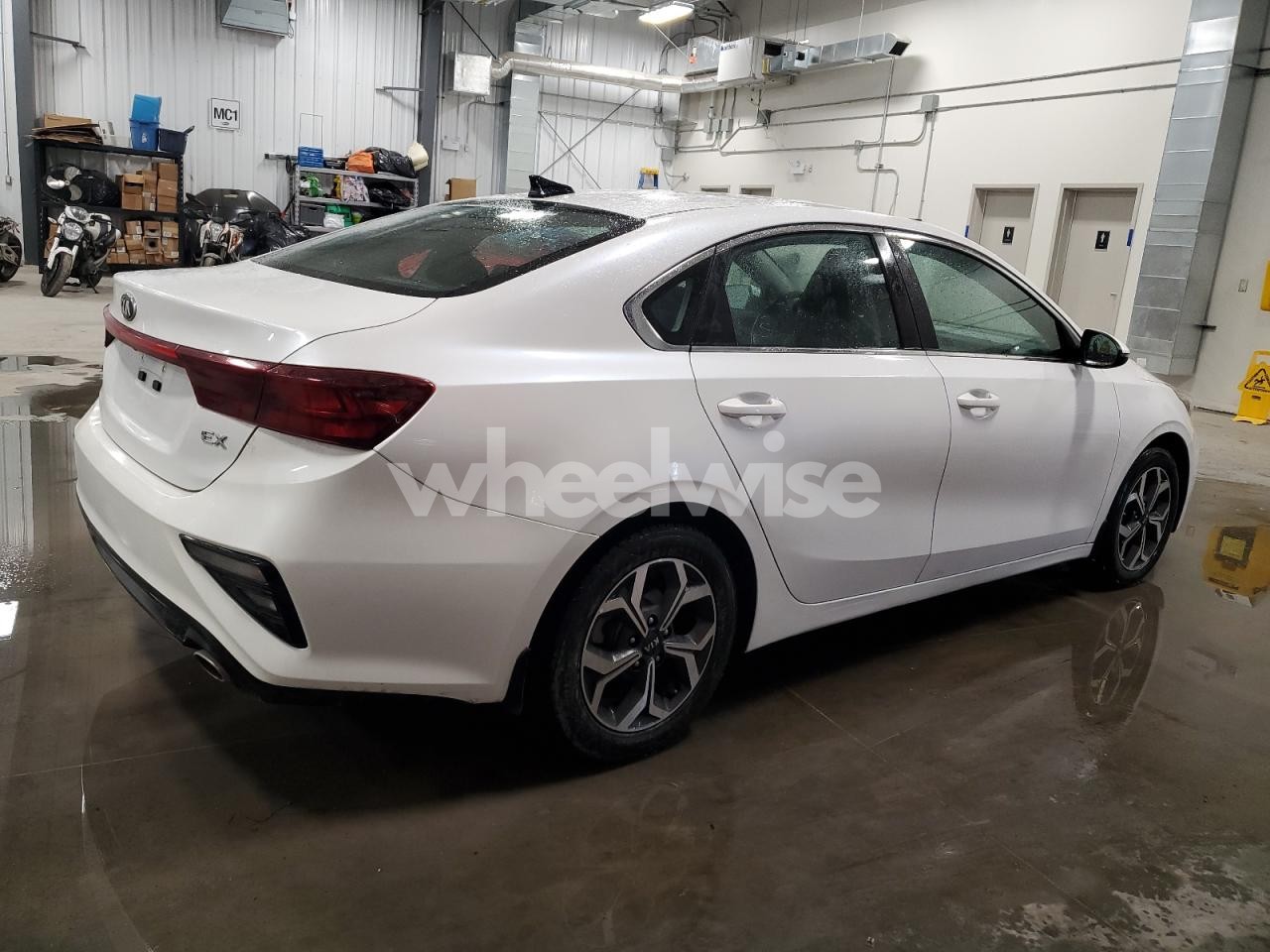 Photo 3 of 2021 KIA FORTE EX (VIN 3KPF24AD1LE256186)