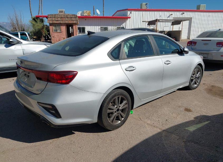 Photo 4 of 2021 Kia Forte LXS (VIN 3KPF24AD1ME271983)