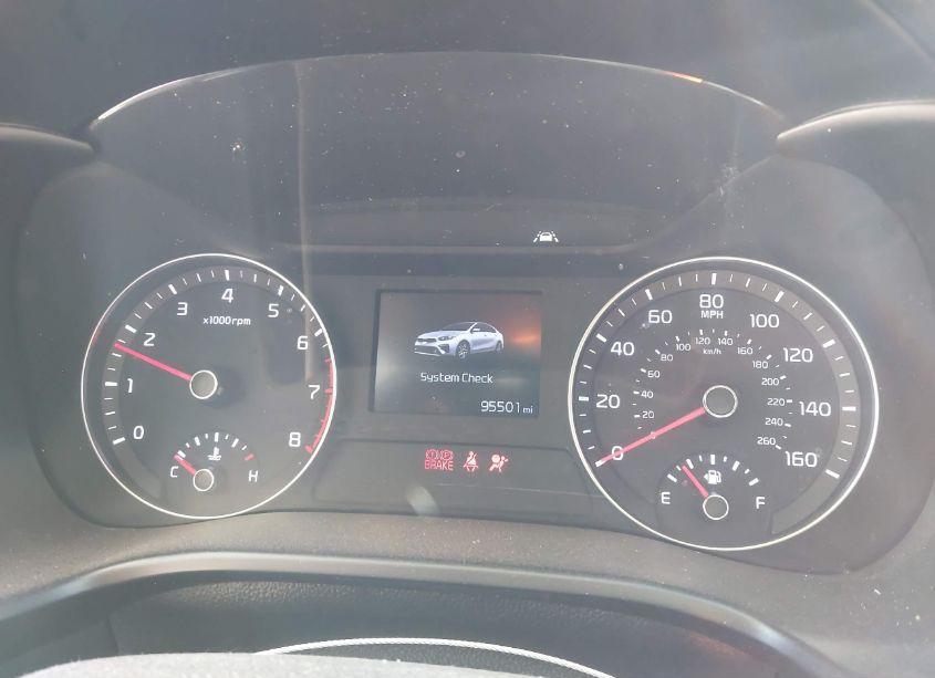 Photo 7 of 2021 Kia Forte LXS (VIN 3KPF24AD1ME271983)