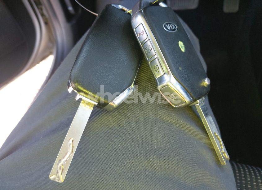 Photo 11 of 2021 Kia Forte LXS (VIN 3KPF24AD1ME273099)