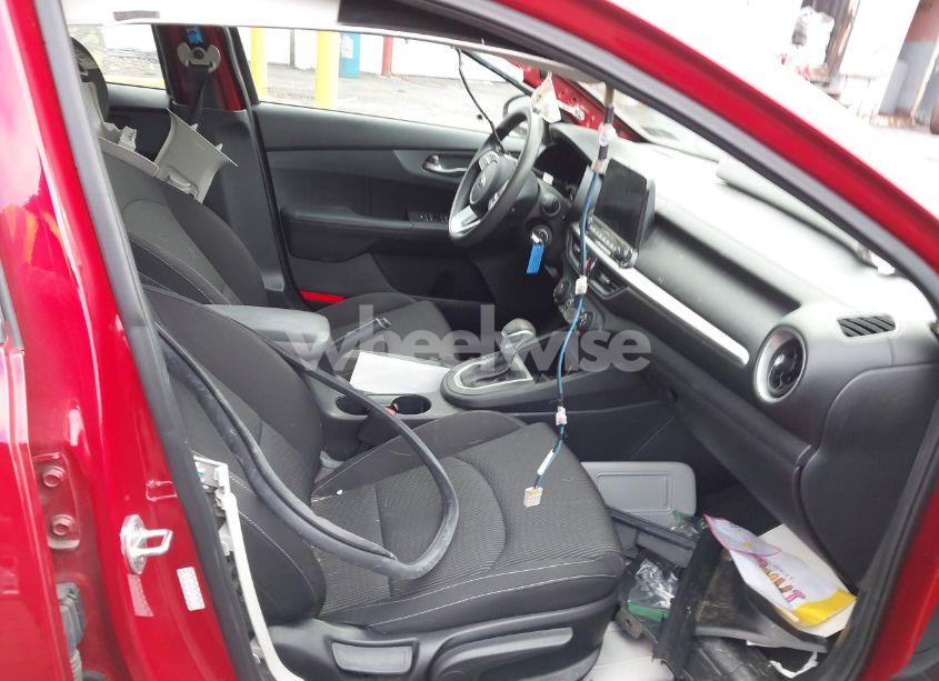 Photo 5 of 2021 Kia Forte LXS (VIN 3KPF24AD1ME317943)