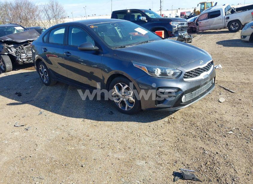 2021 Kia Forte LXS (VIN 3KPF24AD1ME349579) main photo