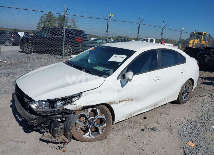 Photo 2 of 2021 Kia Forte LXS (VIN 3KPF24AD1ME363238)