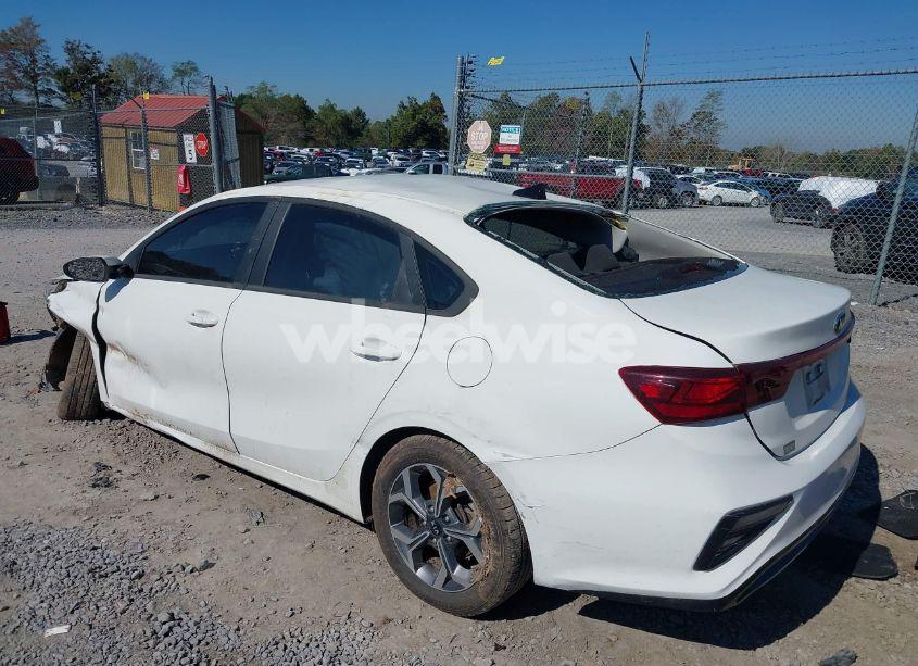 Photo 3 of 2021 Kia Forte LXS (VIN 3KPF24AD1ME363238)