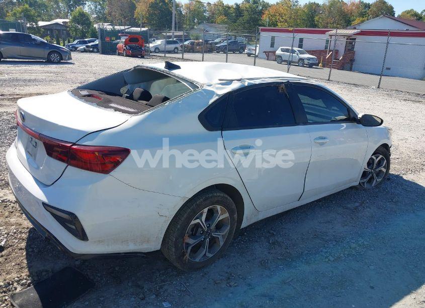 Photo 4 of 2021 Kia Forte LXS (VIN 3KPF24AD1ME363238)