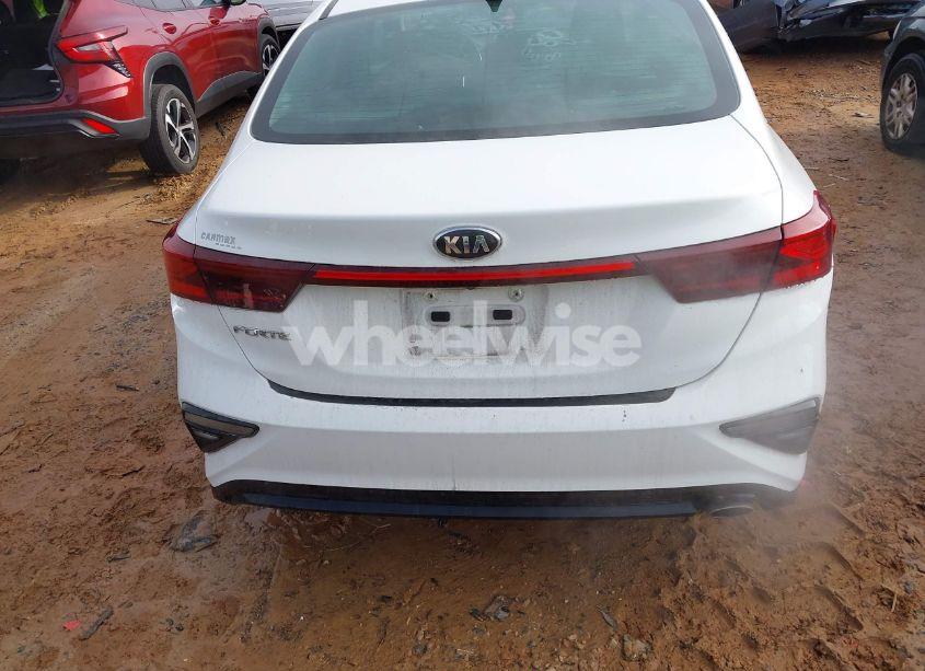 Photo 16 of 2021 Kia Forte LXS (VIN 3KPF24AD1ME373641)