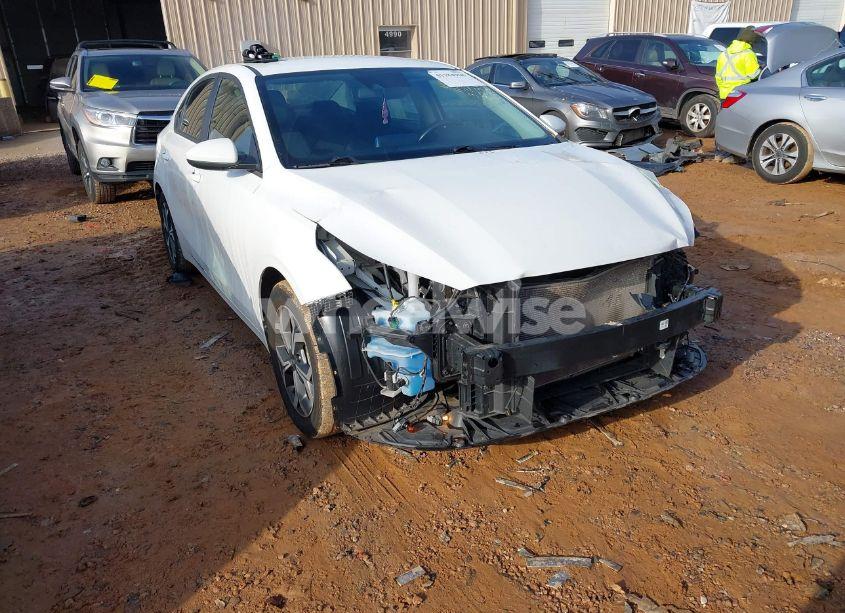 Photo 17 of 2021 Kia Forte LXS (VIN 3KPF24AD1ME373641)