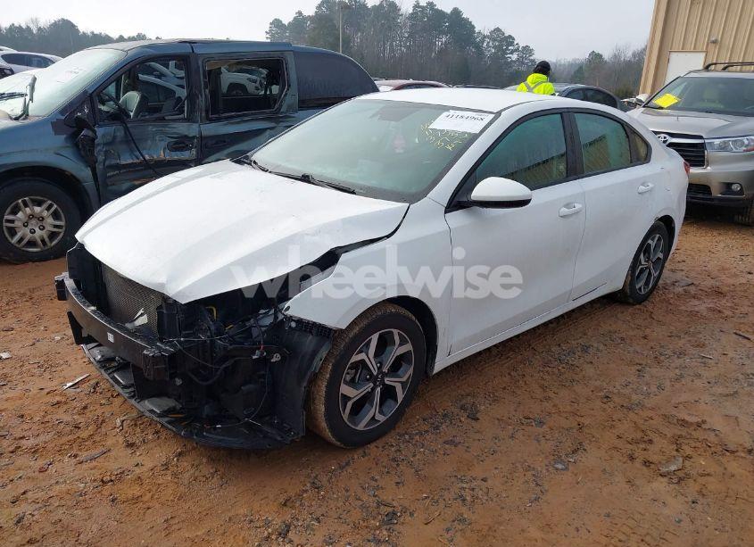 Photo 2 of 2021 Kia Forte LXS (VIN 3KPF24AD1ME373641)