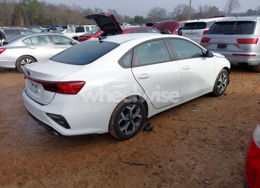 Photo 4 of 2021 Kia Forte LXS (VIN 3KPF24AD1ME373641)