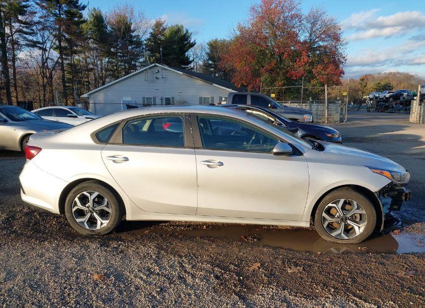 Photo 13 of 2021 Kia Forte LXS (VIN 3KPF24AD1ME384137)