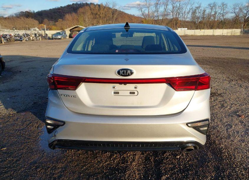 Photo 16 of 2021 Kia Forte LXS (VIN 3KPF24AD1ME384137)