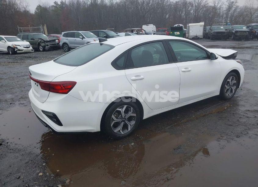 Photo 4 of 2021 Kia Forte LXS (VIN 3KPF24AD1ME402023)