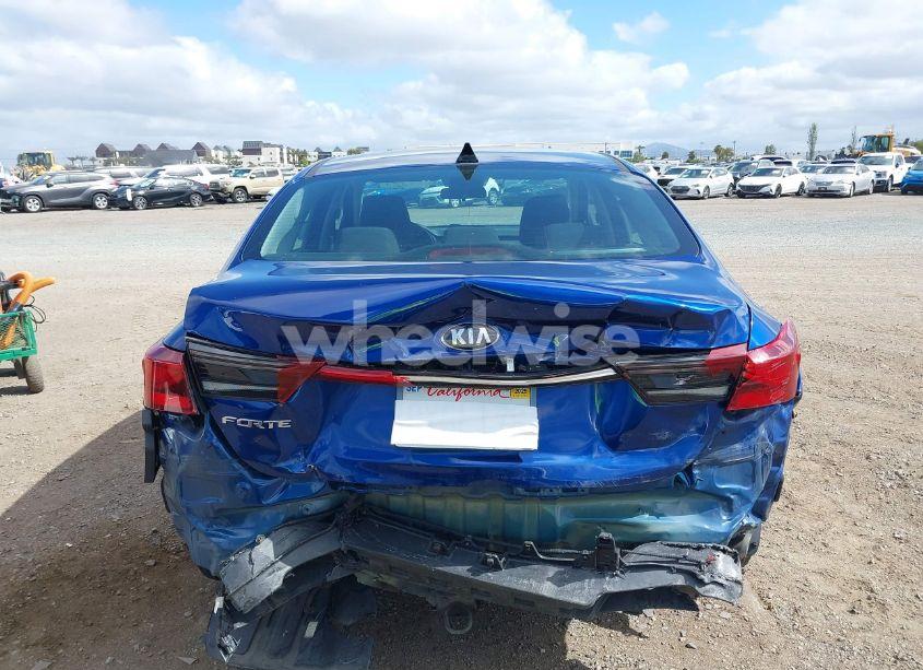 Photo 16 of 2021 Kia Forte LXS (VIN 3KPF24AD1ME403205)